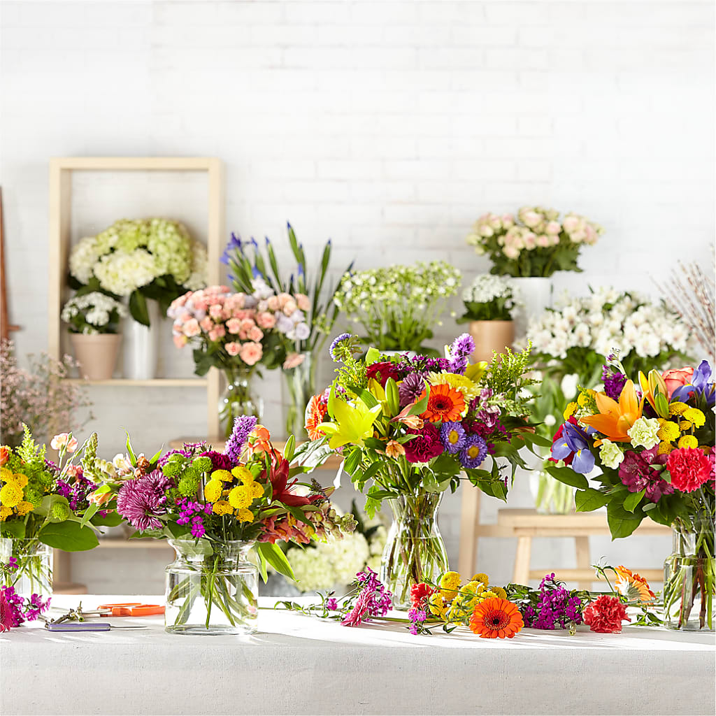 Bold & Bright – A Florist Original –  Catta Flowers Llc, Kennedale TX