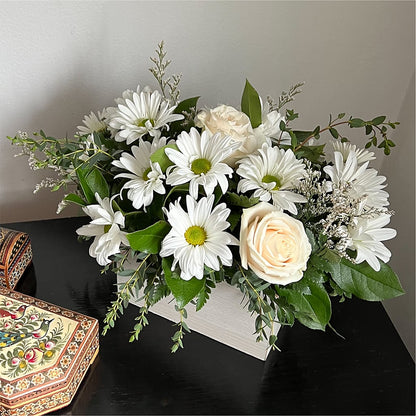 Fresh Linen Box Bouquet –  Catta Flowers Llc, Kennedale TX