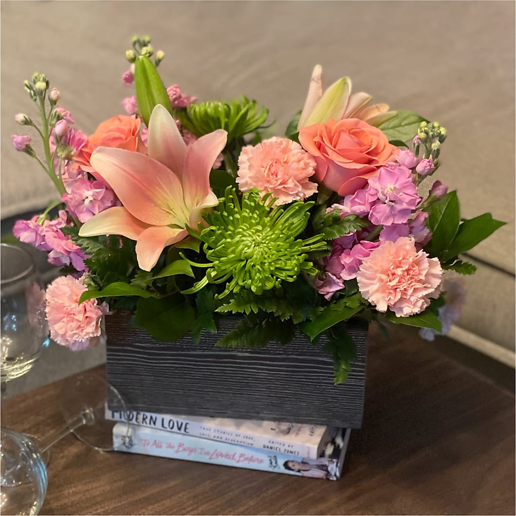 Beautiful Spirit Basket –  Catta Flowers Llc, Kennedale TX