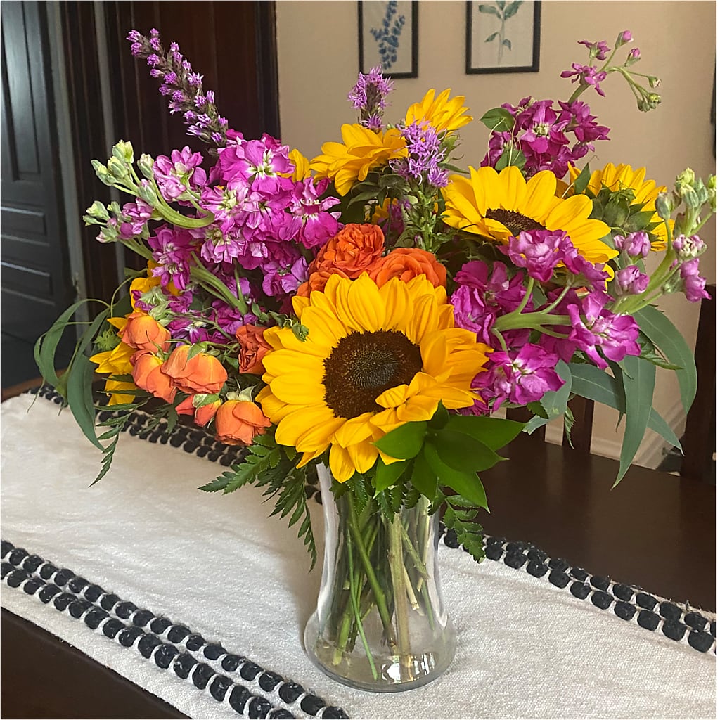 Rays of Life Bouquet –  Catta Flowers Llc, Kennedale TX