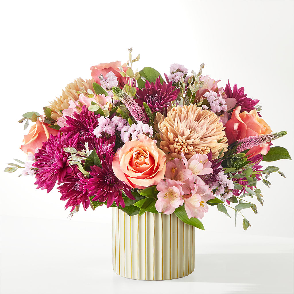 Berry Cobbler Bouquet with Ivory Vase –  Catta Flowers Llc, Kennedale TX