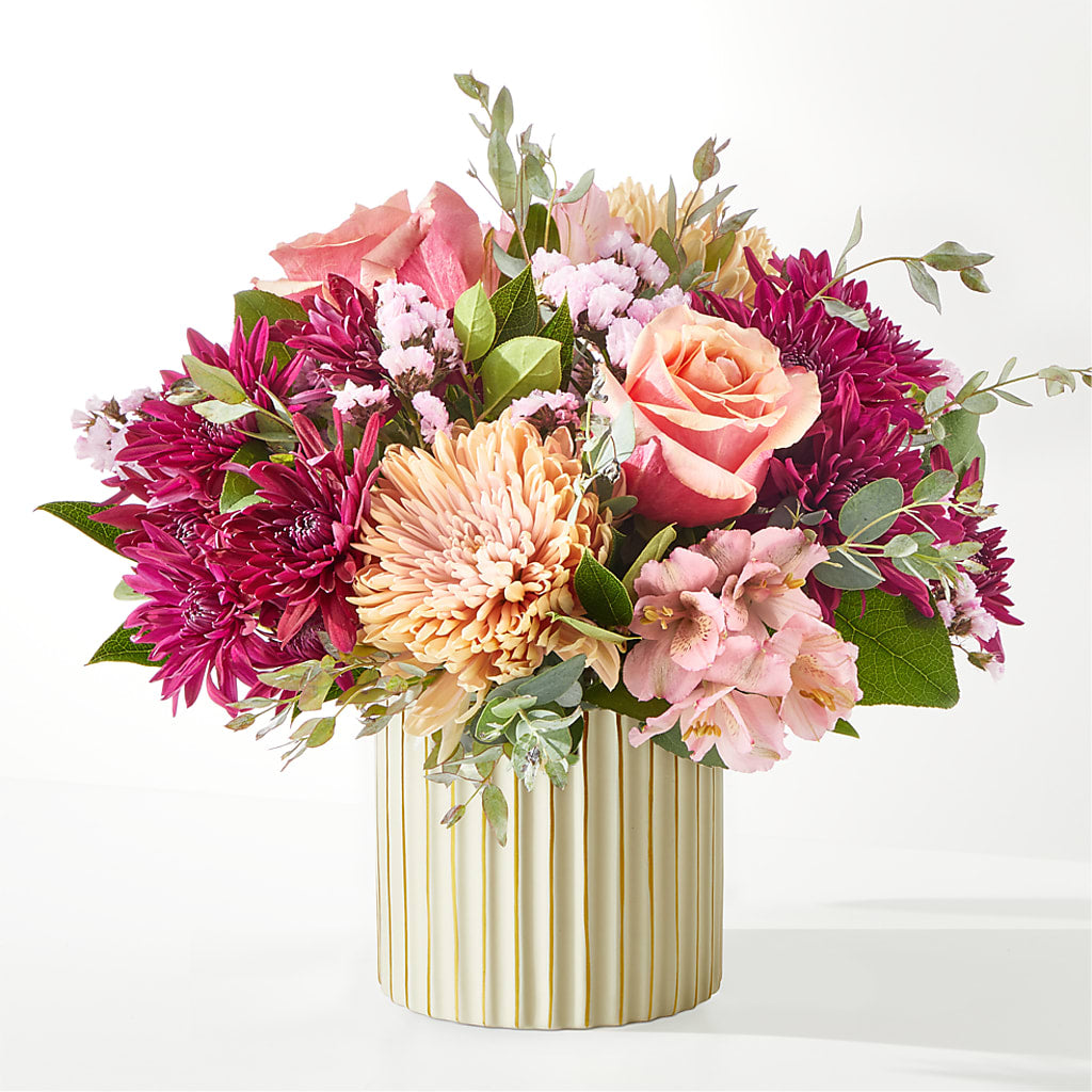 Berry Cobbler Bouquet with Ivory Vase –  Catta Flowers Llc, Kennedale TX